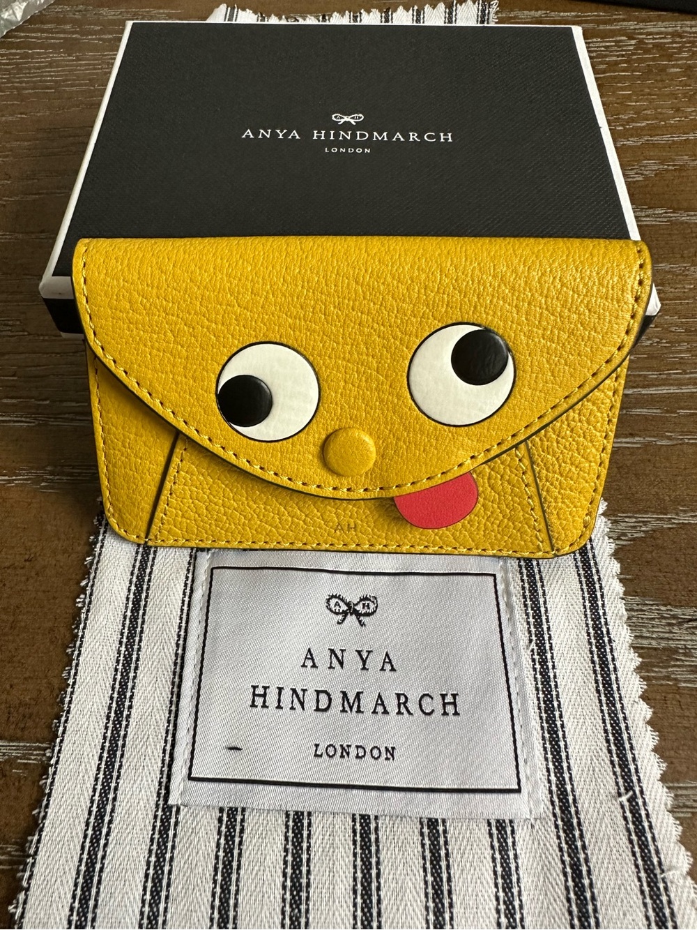 Anya Hindmarch envelope card case zany in yellow capra with mustard circus - Picture 1 of 3